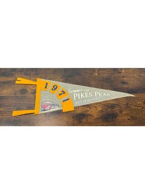 Vintage 1971 Pikes Peak Summit Felt Pennant Cog Railway Gray & Orange 14110 Ft